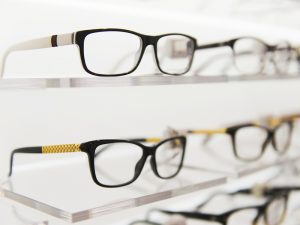 variety-of-eyeglasses-frame-shape
